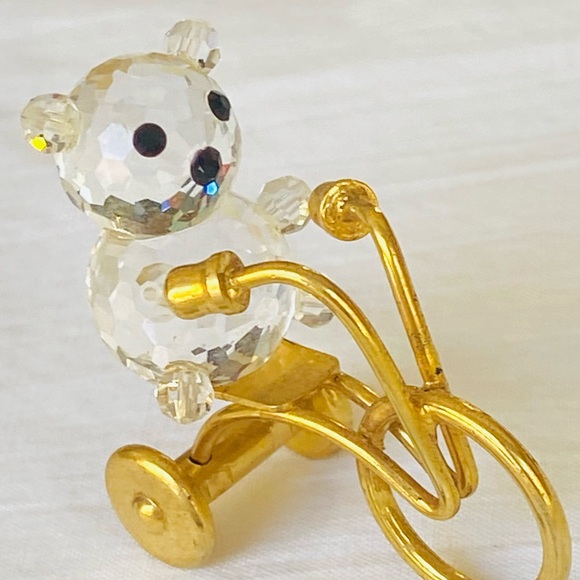 SWAROVSKI CRYSTAL TINY BEAR ON GOLD TRICYCLE VINTAGE EXCELLENT CONDITION - Picture 12 of 13